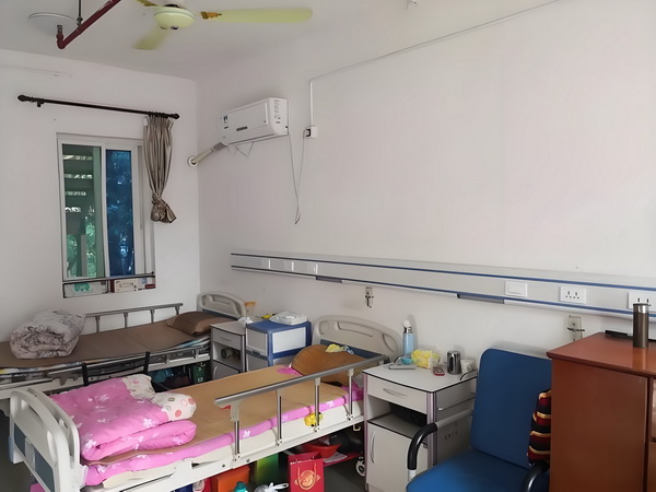 入了深户不在深圳_农妇骂法官被罚10万，央视怒批后法院连夜纠错，涉事法官或被追责 后法院连夜点上在这