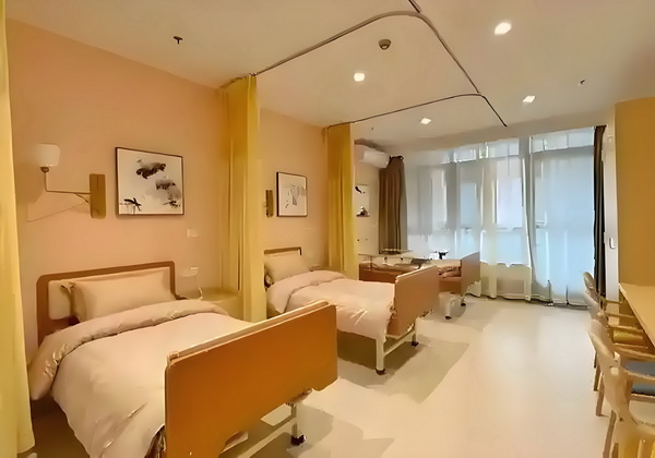 深圳市入户文件_千金小姐为抢走女主的男友，半夜故意点女主家的20份鸡肉外卖 很难吃惊公众感到不令